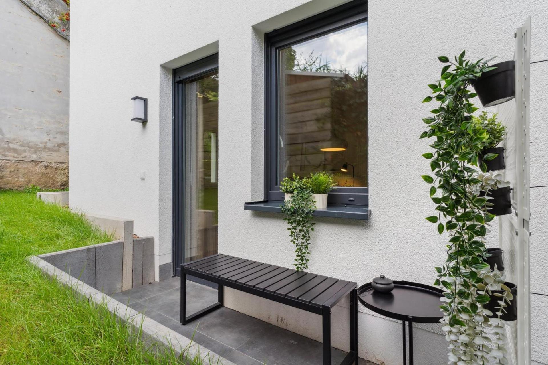 Deluxe Apartment In Bielefeld City Mit Parkplatz Und Terrasse Exterior foto